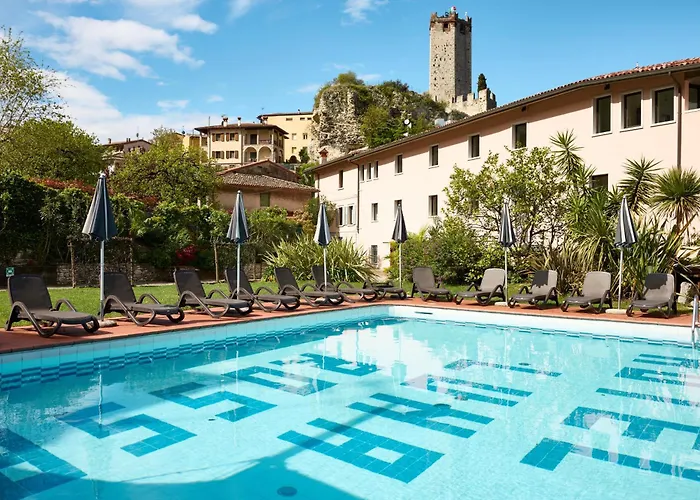 Luna Rossa (adults Only)