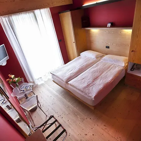 Otel Luna Rossa (adults Only) Malcesine