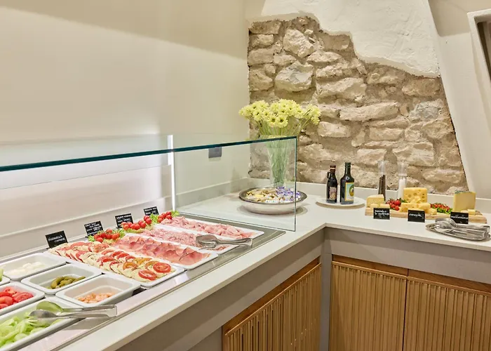 Hotel Luna Rossa (adults Only) Malcesine