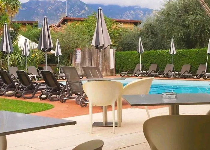Luna Rossa (adults Only) 3*