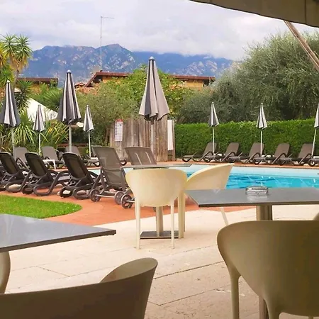 Luna Rossa (adults Only) 3*