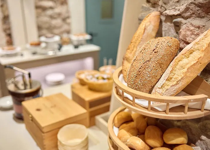 Luna Rossa (adults Only) 3*